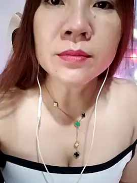 Snapshot of Mago-sweet chatting on 09-08-25, 05:12 Mago-sweet online show from 09-08-25, 05:12