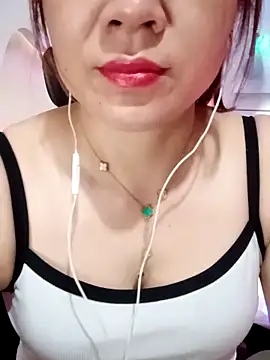 Snapshot of Mago-sweet chatting on 09-11-25, 07:52 Mago-sweet online show from 09-11-25, 07:52