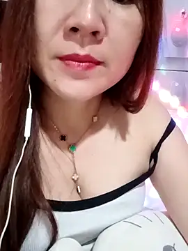 Snapshot of Mago-sweet chatting on 09-18-25, 05:59 Mago-sweet online show from 09-18-25, 05:59