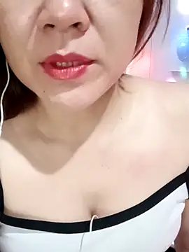 Snapshot of Mago-sweet chatting on 09-22-25, 06:48 Mago-sweet online show from 09-22-25, 06:48