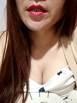 Snapshot of Mago-sweet chatting on 10-25-25, 04:24 Mago-sweet online show from 10-25-25, 04:24