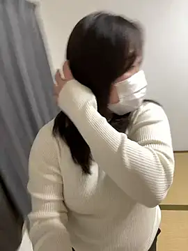 Snapshot of shimera-nohime25 chatting on 12-16-25, 10:42 shimera-nohime25 online show from 12-16-25, 10:42