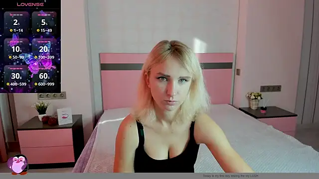 MeryMidnight online show from 09-19-25, 05:42