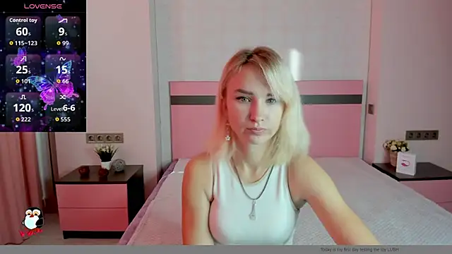 MeryMidnight online show from 09-23-25, 05:43