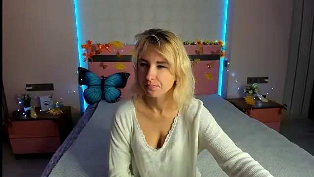 MeryMidnight online show from 10-02-25, 06:09