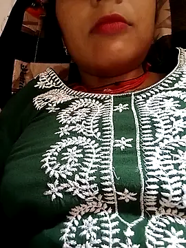 Hot-yuo84 online show from 09-23-25, 06:16