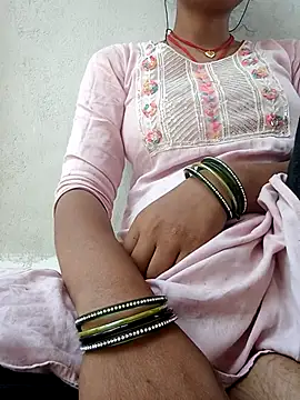 Hot-yuo84 online show from 11-02-25, 09:22