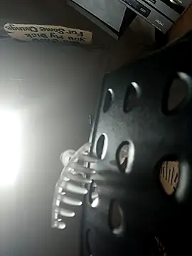 Snapshot of Jeremycle chatting on 10-07-25, 03:42 Jeremycle online show from 10-07-25, 03:42