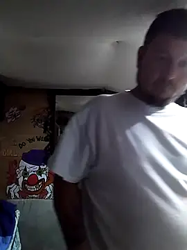 Snapshot of Jeremycle chatting on 10-15-25, 05:46 Jeremycle online show from 10-15-25, 05:46