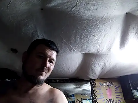 Snapshot of Jeremycle chatting on 10-22-25, 06:46 Jeremycle online show from 10-22-25, 06:46