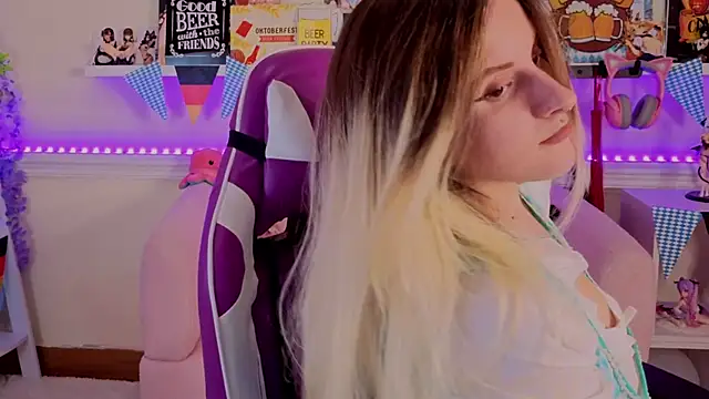 Sonia Meow online show from 09-26-25, 05:22