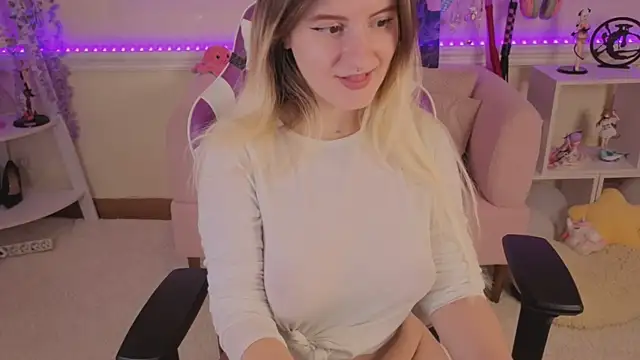 Sonia Meow online show from 10-14-25, 05:30