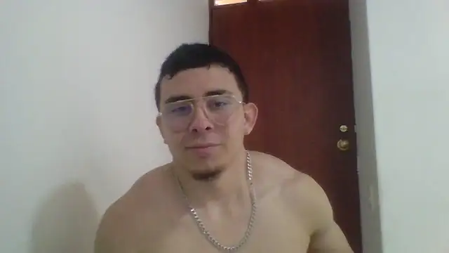 Eross Santy online show from 06-17-26, 03:24