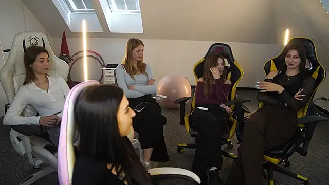  Lili 054 online show from 10-02-25, 10:22