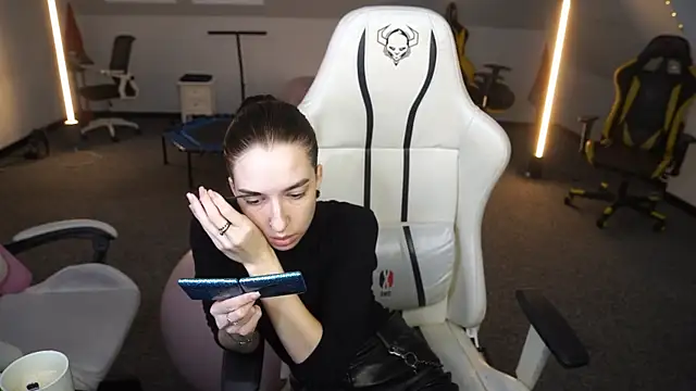  Lili 054 online show from 10-09-25, 10:24