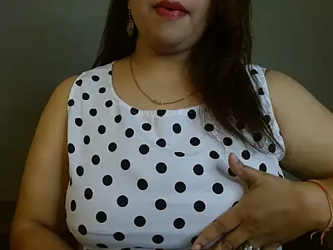 Snapshot of Your_candy_47 chatting on 11-11-25, 04:07 Your candy 47 online show from 11-11-25, 04:07