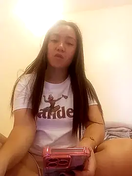 Lovelyclaya online show from 12-04-25, 05:17