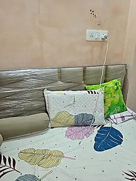 Snapshot of Jenny1401 chatting on 10-08-25, 03:42 Jenny1401 online show from 10-08-25, 03:42