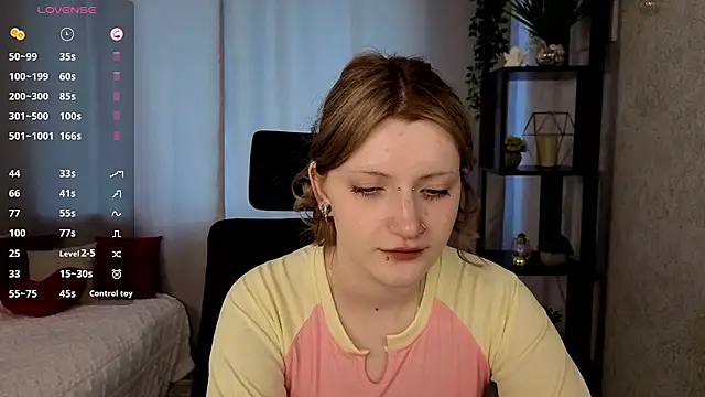 Snapshot of EchoBloom chatting on 10-05-25, 10:57 EchoBloom online show from 10-05-25, 10:57