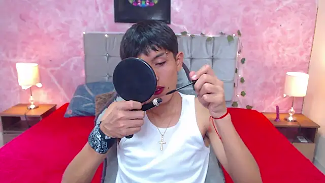 MAXIMILIANO  HOT online show from 09-09-25, 06:18