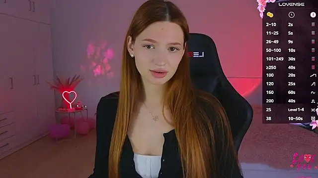 Snapshot of CuteAriel7 chatting on 02-25-26, 04:27 CuteAriel7 online show from 02-25-26, 04:27