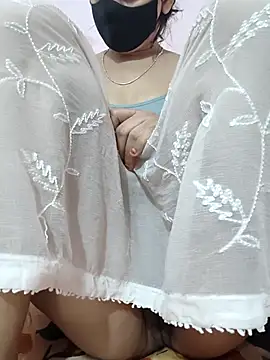 nice touch9733 online show from 11-30-25, 04:22