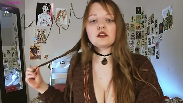 WonderConnie1 online show from 05-10-26, 02:55