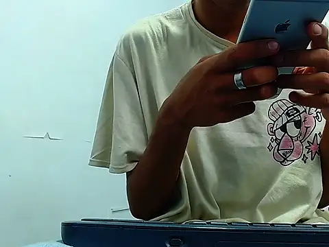 Snapshot of daniel_evans69 chatting on 10-20-25, 12:38 daniel evans69 online show from 10-20-25, 12:38