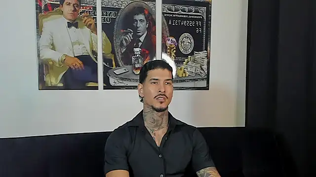 Snapshot of jiro_kenji1 chatting on 09-21-25, 03:52 jiro kenji1 online show from 09-21-25, 03:52