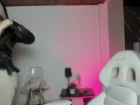 im bunny   online show from 11-08-25, 11:21