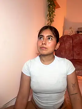  Sophia 111 online show from 10-02-25, 09:11