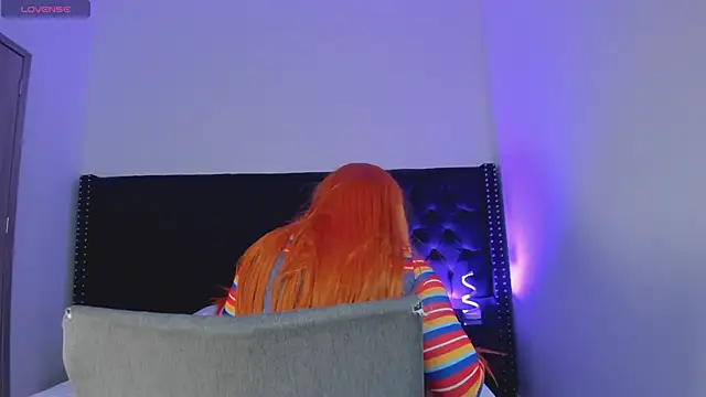 ScarletMoon1  online show from 10-29-25, 07:59