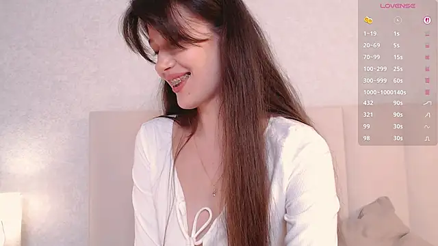 Snapshot of lustessence chatting on 09-26-25, 06:12 lustessence online show from 09-26-25, 06:12