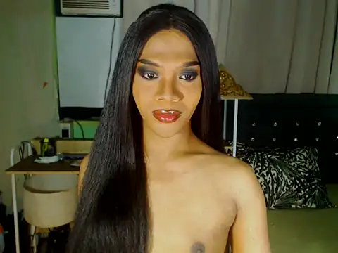 GoldenCumTYRA online show from 05-06-26, 04:34