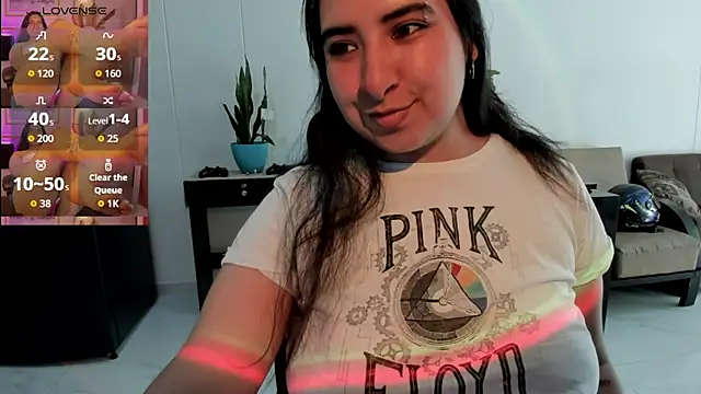 Snapshot of alice_coopperx chatting on 03-25-26, 02:01 alice coopperx online show from 03-25-26, 02:01