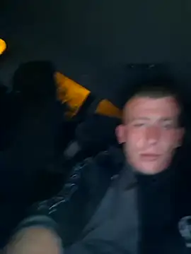 Snapshot of Mlody991112 chatting on 10-07-25, 07:11 Mlody991112 online show from 10-07-25, 07:11