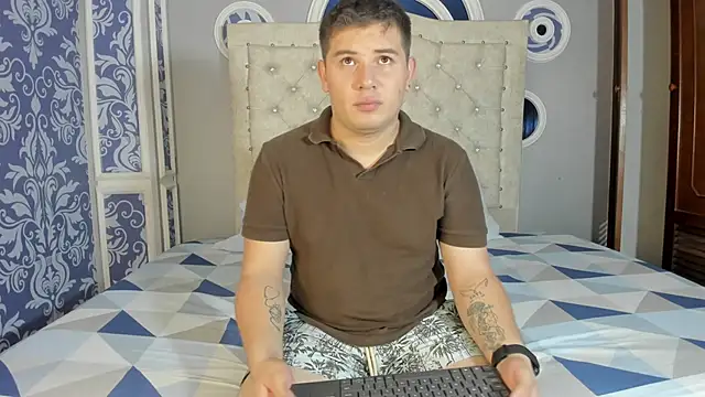 Snapshot of axelnoir_ chatting on 09-13-25, 07:57 axelnoir online show from 09-13-25, 07:57