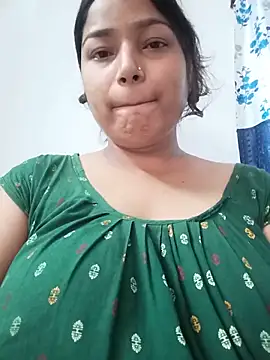 Snapshot of Hot-Jasmin chatting on 06-08-26, 01:39 Hot-Jasmin online show from 06-08-26, 01:39