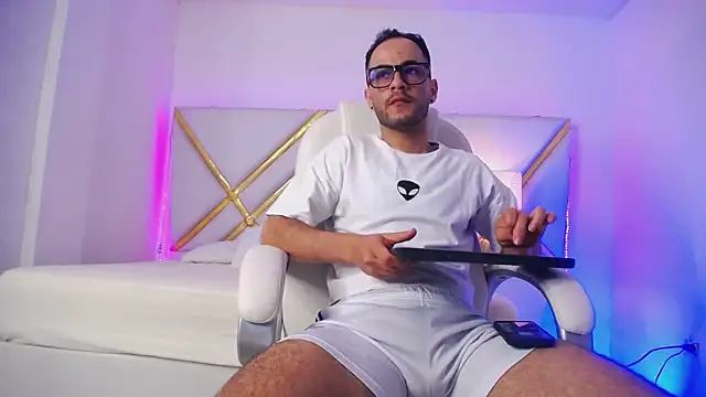  Ethan Black online show from 09-21-25, 03:52