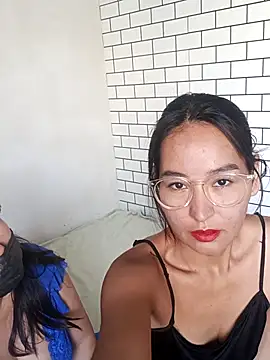 Snapshot of Luu-Lii777 chatting on 10-09-25, 03:37 Luu-Lii777 online show from 10-09-25, 03:37