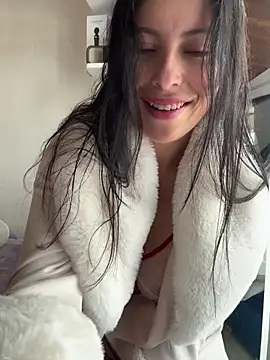 Mia salinass online show from 02-14-26, 06:26