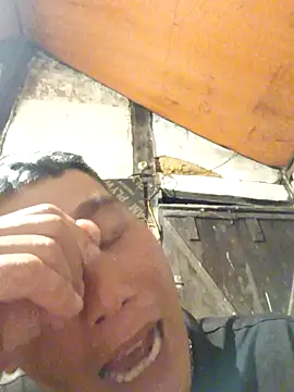 Snapshot of Chao_xxx chatting on 09-10-25, 04:18 Chao xxx online show from 09-10-25, 04:18