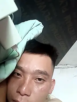 Snapshot of Chao_xxx chatting on 09-20-25, 05:19 Chao xxx online show from 09-20-25, 05:19