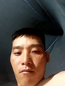 Snapshot of Chao_xxx chatting on 09-26-25, 01:15 Chao xxx online show from 09-26-25, 01:15