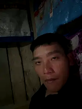 Snapshot of Chao_xxx chatting on 10-05-25, 12:14 Chao xxx online show from 10-05-25, 12:14