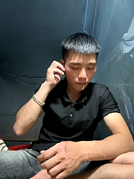 Snapshot of Chao_xxx chatting on 10-08-25, 01:31 Chao xxx online show from 10-08-25, 01:31