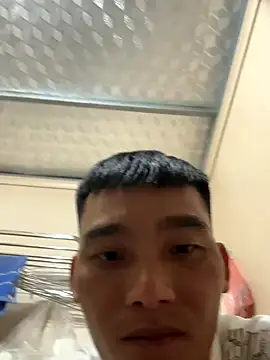 Snapshot of Chao_xxx chatting on 10-11-25, 01:53 Chao xxx online show from 10-11-25, 01:53