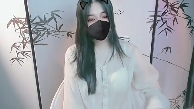 Sparkly Candy online show from 11-10-25, 04:11