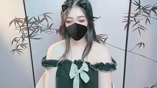 Sparkly Candy online show from 11-27-25, 09:00