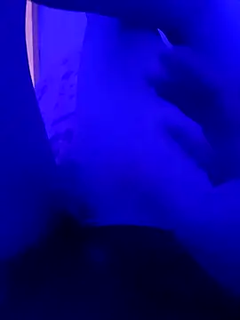 Snapshot of salma14 chatting on 09-17-25, 01:13 salma14 online show from 09-17-25, 01:13